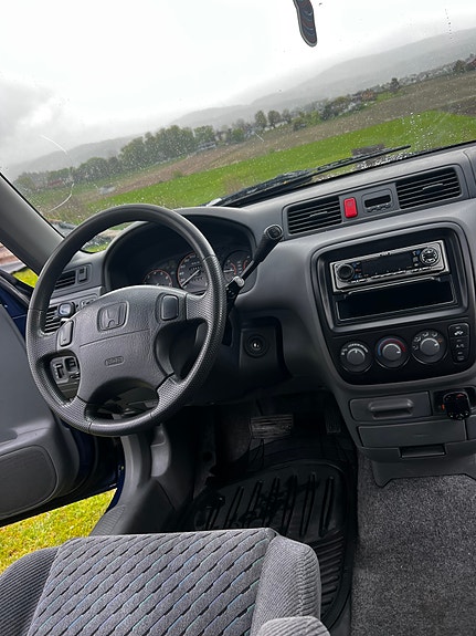Honda CR-V 9 of 30
