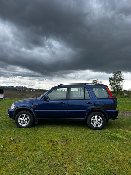 Honda CR-V 2 of 30