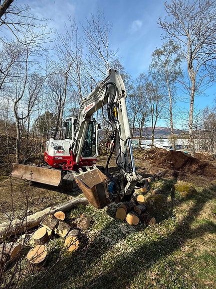 Takeuchi TB260 / Lavt timetall : 500 / smp rotortilt / pusskoffe-graveskoffe/service nylig utført / godkjent sertfisert 4 of 5