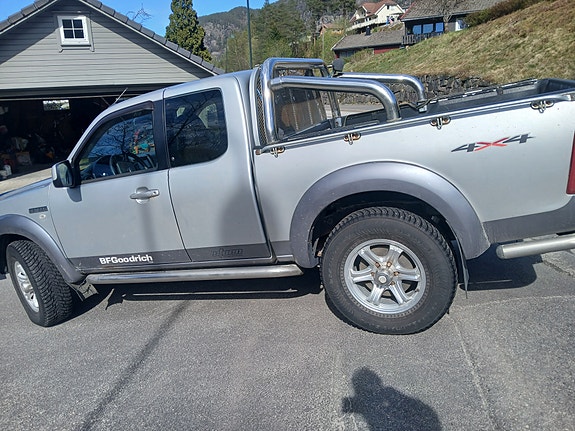 Ford Ranger 5 of 6