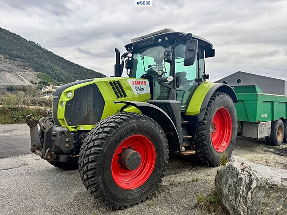 CLAAS Arion 660 2 of 5