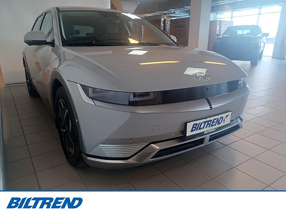 Hyundai Ioniq 5 2 of 18