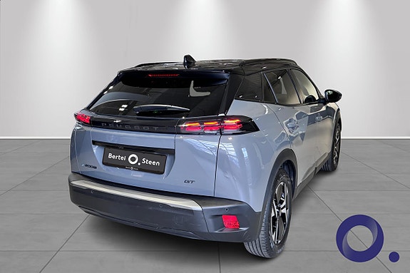 Peugeot e-2008 6 of 18