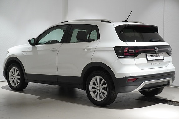 Volkswagen T-Cross 4 of 5