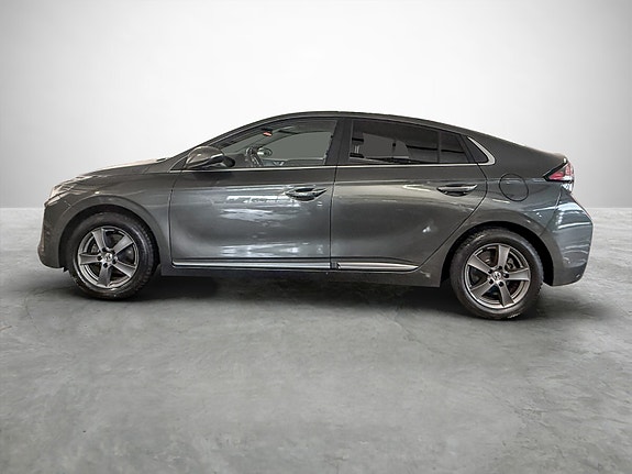 Hyundai IONIQ 2 of 30