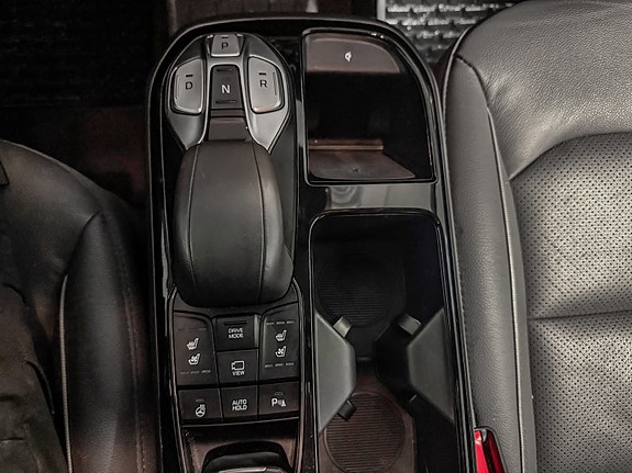 Hyundai IONIQ 22 of 30