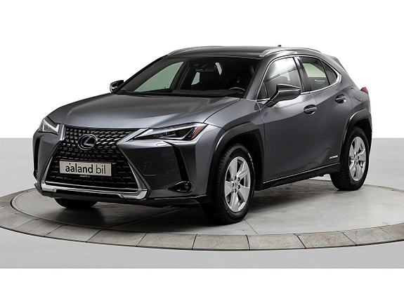 Lexus UX250h