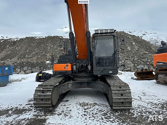 Doosan DX300LC-7 gravemaskin m/ GPS, 3 skuffer og rototilt. SE VIDEO 2 of 5