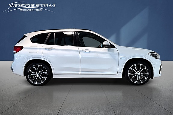 BMW X1 4 of 5