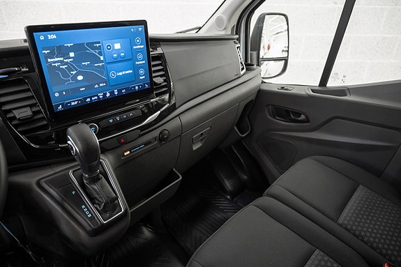 Ford Transit 10 of 23