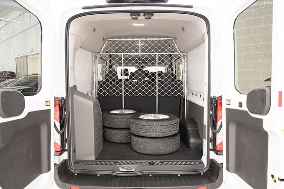 Ford Transit 15 of 23