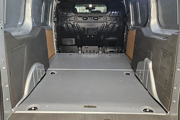 Ford Transit Connect 15 of 20