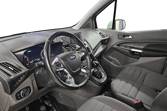 Ford Transit Connect 9 of 20