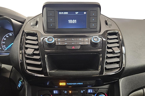 Ford Transit Connect 12 of 20