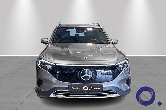Mercedes-Benz EQB300 3 of 5