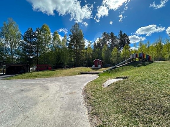 Litt av lekeplassen vår