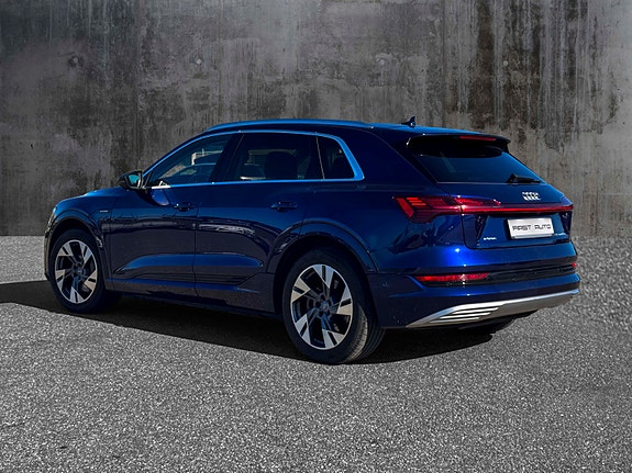 Audi e-tron 6 of 16