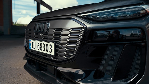 Audi Q6 e-tron 5 of 5