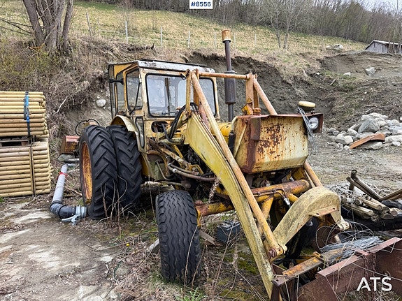 Volvo BM 350 Boxer Traktorgraver 4 of 5