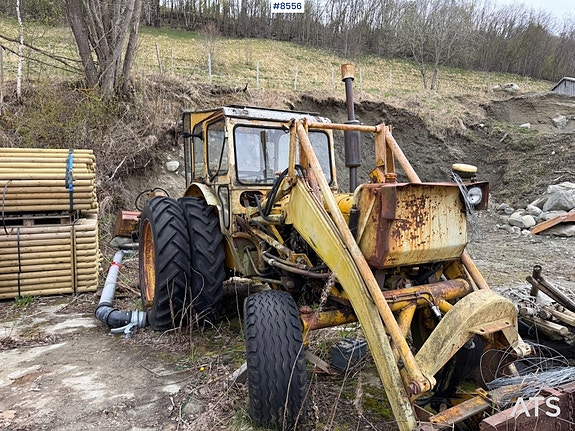 Volvo BM 350 Boxer Traktorgraver 3 of 5