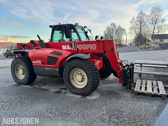 Manitou Mt845 2 of 5