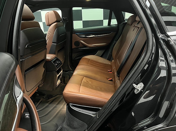 BMW X6 27 of 30