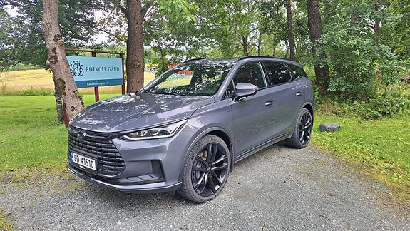 BYD Tang 2 of 19