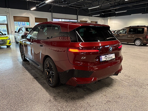 BMW iX 5 of 5