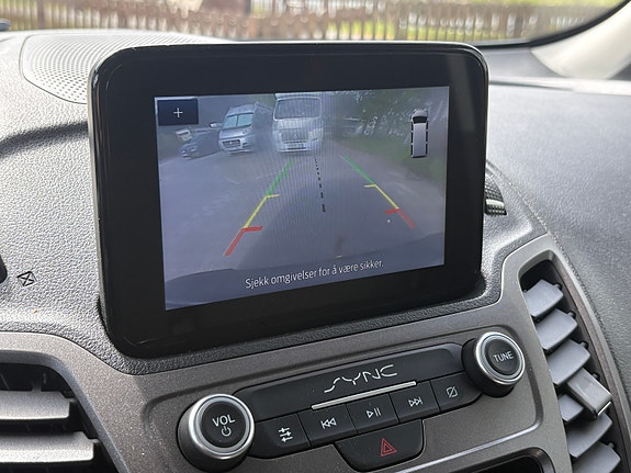 Ford Transit Connect 13 of 17