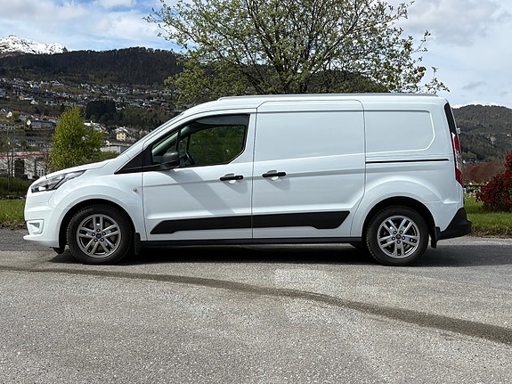 Ford Transit Connect 4 of 5