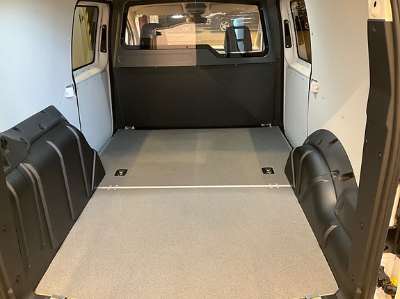 Volkswagen Caddy Maxi 5 of 21