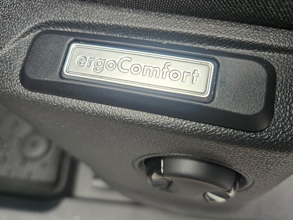Volkswagen Caddy Maxi 18 of 21