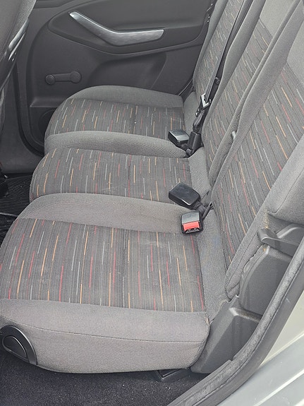 Ford Focus 7 of 13
