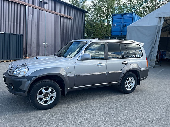 Hyundai Terracan 3 of 5