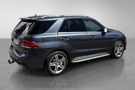 Mercedes-Benz GLE500 e 5 of 30