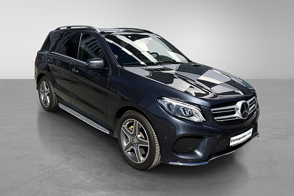 Mercedes-Benz GLE500 e 2 of 30