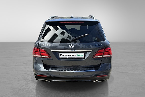 Mercedes-Benz GLE500 e 7 of 30
