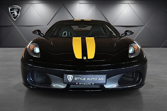 Ferrari 430 2 of 5