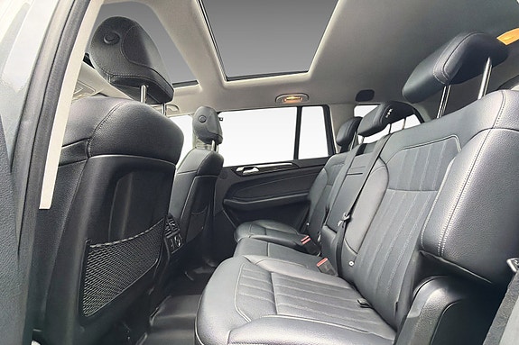 Mercedes-Benz GLS350 d 9 of 30