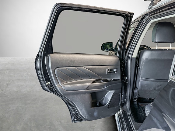 Mitsubishi Outlander 22 of 30