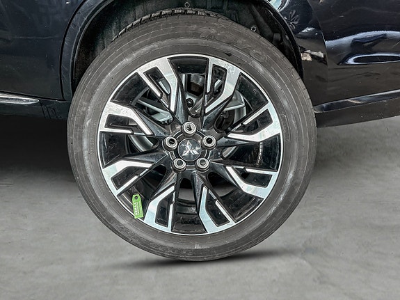 Mitsubishi Outlander 29 of 30