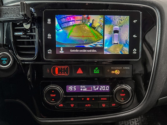 Mitsubishi Outlander 18 of 30
