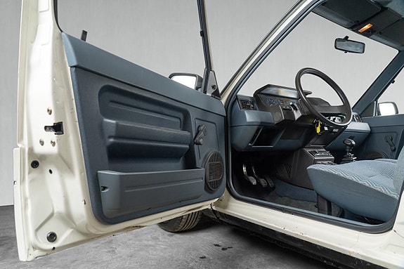 Renault 5 10 of 18