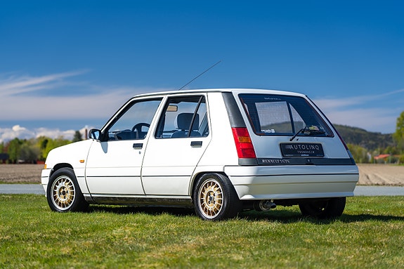 Renault 5 5 of 18
