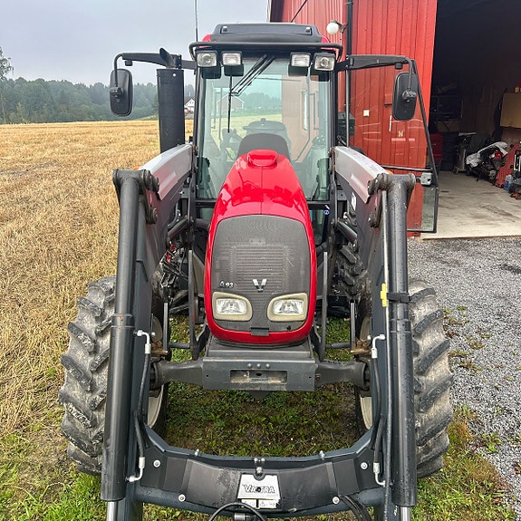 Valtra A93 med Ålø Q46 2017, kr 428 000,-