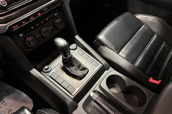 Volkswagen Amarok 16 of 23