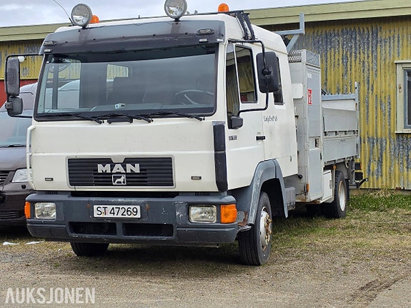 MAN 8.163 LC8.163 LC Planbil/Mannskapsbil med kran – 5 seter – Sertifisert kran
