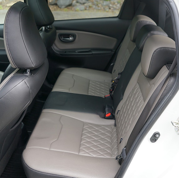 Toyota Yaris 18 of 30