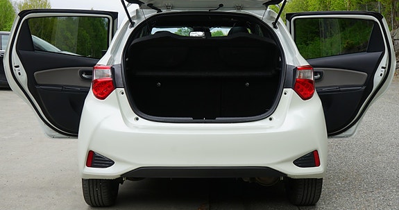 Toyota Yaris 22 of 30