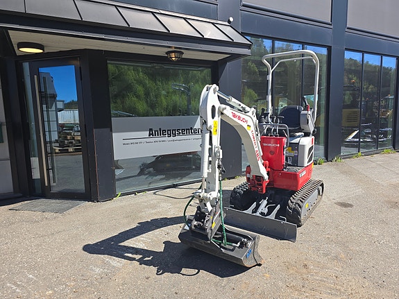 Takeuchi TB210R KUN 32 Timer 4 of 5